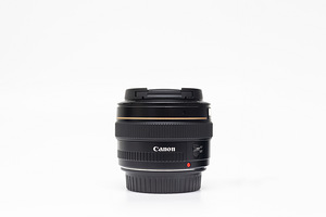 Canon EF 50mm f/1.4 USM objektiiv (4 foto / 10)