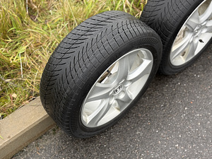 Honda veljed 17" 5x114,3 + NOKIAN WR Snowproof P 225/50R17 (3 foto / 10)