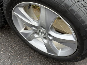 Honda диски 17" 5x114,3 + Bridgestone Blizzak 225/50R17 (7 фото из 10)