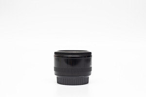 Canon EF 50mm f1.8 II objektiiv (3 foto / 8)