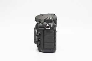Nikon D850 (body) peegelkaamera (3 foto / 10)