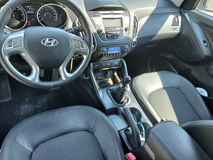 Hyundai ix35 (2 фото из 8)