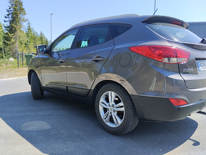 Hyundai ix35 (6 фото из 8)
