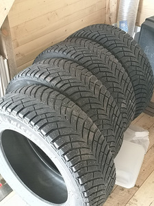 Michelin X-ice North 4 235/55 R17 (3 foto / 5)