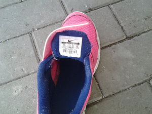 Nike tossud, s.35 (3 foto / 3)