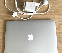 MacBook Air 2014, 4GB RAM, 128GB SSD + зарядное устройство