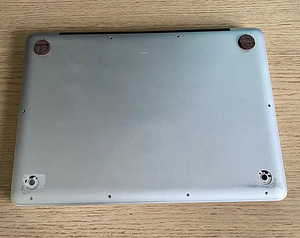 MacBook Pro 2010, 4GB RAM, 256GB SSD + laadija (2 foto / 5)