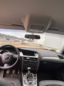 Audi A4 2.0 (9 фото из 14)