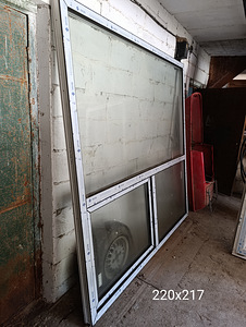 Uus pvc aken 220x217