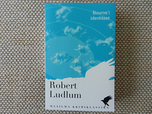 Robert Ludlum "Bourne`i identiteet" (1 foto / 3)