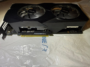 RTX 2060 (1 foto / 4)