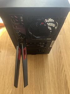Игровой компьютер mini itx + WOLED Monitor QWHD 240Hz+ PS5 S (1 фото из 8)