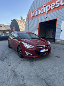 Hyundai i40. Регистрационный сбор оплачен. (2 фото из 10)