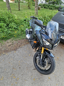 Yamaha FZ1 Fazer (3 фото из 7)