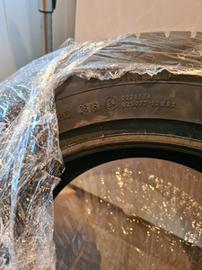Continental 225/65/17 (3 фото из 3)