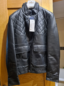 Trussardi jope (1 foto / 3)