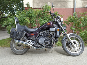 Honda VF1100C Magna. (3 фото из 7)