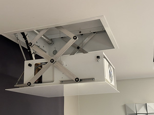 JVC DLA-X500RWE 3D+4K Kodukino Projektor (2 foto / 10)