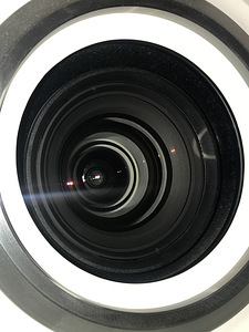 JVC DLA-X500RWE 3D+4K Kodukino Projektor (7 foto / 10)