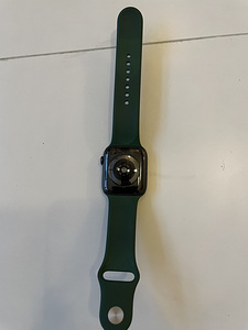 Apple Watch 5 (2 фото из 3)