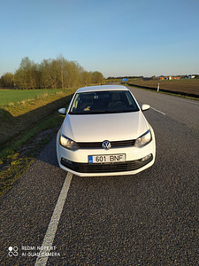 Volkswagen POLO (14 foto / 14)