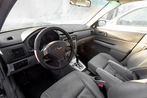 Subaru Forester AWD (5 фото из 6)