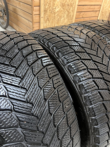 Michelin X-Ice Snow lamellrehvid 245/40 R19 (5 foto / 7)