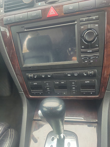 Audi a8 3.3 tdi (2 фото из 5)
