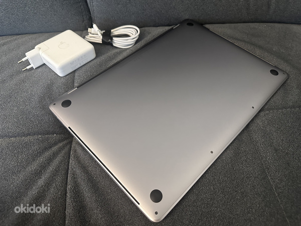 Macbook Pro 15”, i7, 16GBRam, 256Gb, mid2018 (foto #3)