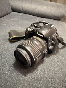 Nikon D3100 + 18-55mm VR Kit (2 foto / 4)