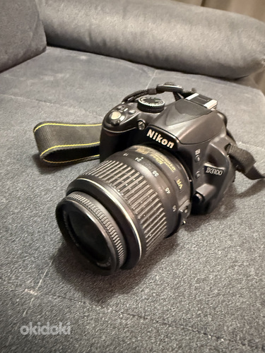 Nikon D3100 + 18-55mm VR Kit