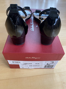 Salvatore Ferragamo 38.5 (3 foto / 6)