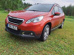 Peugeot 2008 (3 фото из 10)