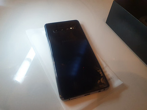 Samsung s10 plus 128 (3 foto / 3)