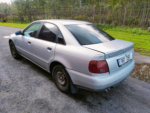 Audi A4 1.9 81kw varuosadeks (1 foto / 2)