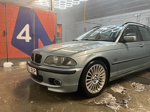 BMW 320D E46 (2 фото из 10)