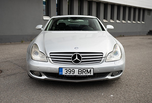 Mercedes-Benz CLS 320 3.0 165kW (2 foto / 8)