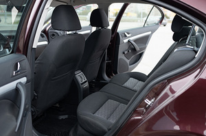 Skoda Octavia 1.4 90kW (12 foto / 15)