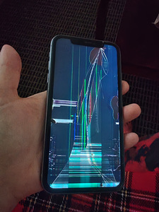 Apple iPhone 11 varaosiksi (4 valokuva sivusta 6)