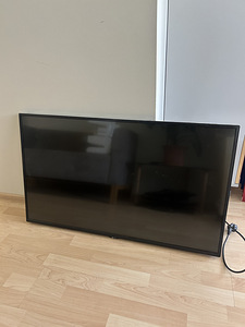 LG 43`" telekas seinakinnitusega (1 foto / 2)