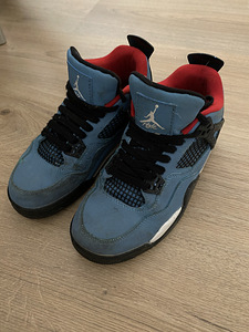 Müün Jordan 4 Travis Scott tossud (1 foto / 9)