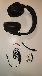 Наушники JBL Quantum One (2 фото из 3)