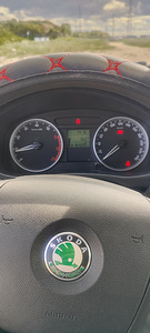 Skoda fabia (6 foto / 15)