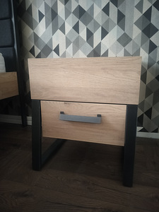 Magamistoa mööbli komplekt (voodi, öökapp, kummut) (3 foto / 3)