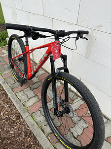 Trek Procaliber 9.5 GEN 3 (2025/26) – Carbon – M-suurus (3 foto / 6)