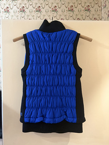 Müüa tüdrukute vest (3 foto / 4)