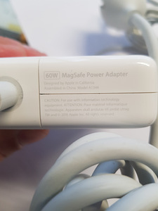 Apple Magsafe laadija 60W (2 foto / 2)