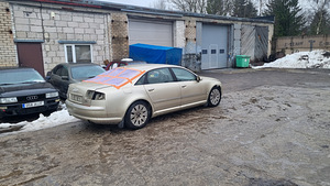 Audi A8 D3 Lang varuosadeks, varuosad (5 foto / 5)