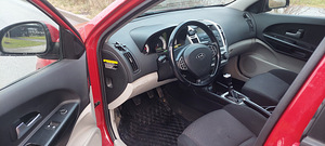 KIA CEED- 1.6D-85 кВт (10 фото из 13)