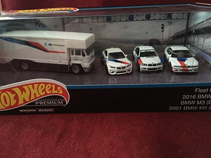 Hot Wheels Premium BMW M TEAM komplekt M2 M3 M5 E39 E46 (2 foto / 6)